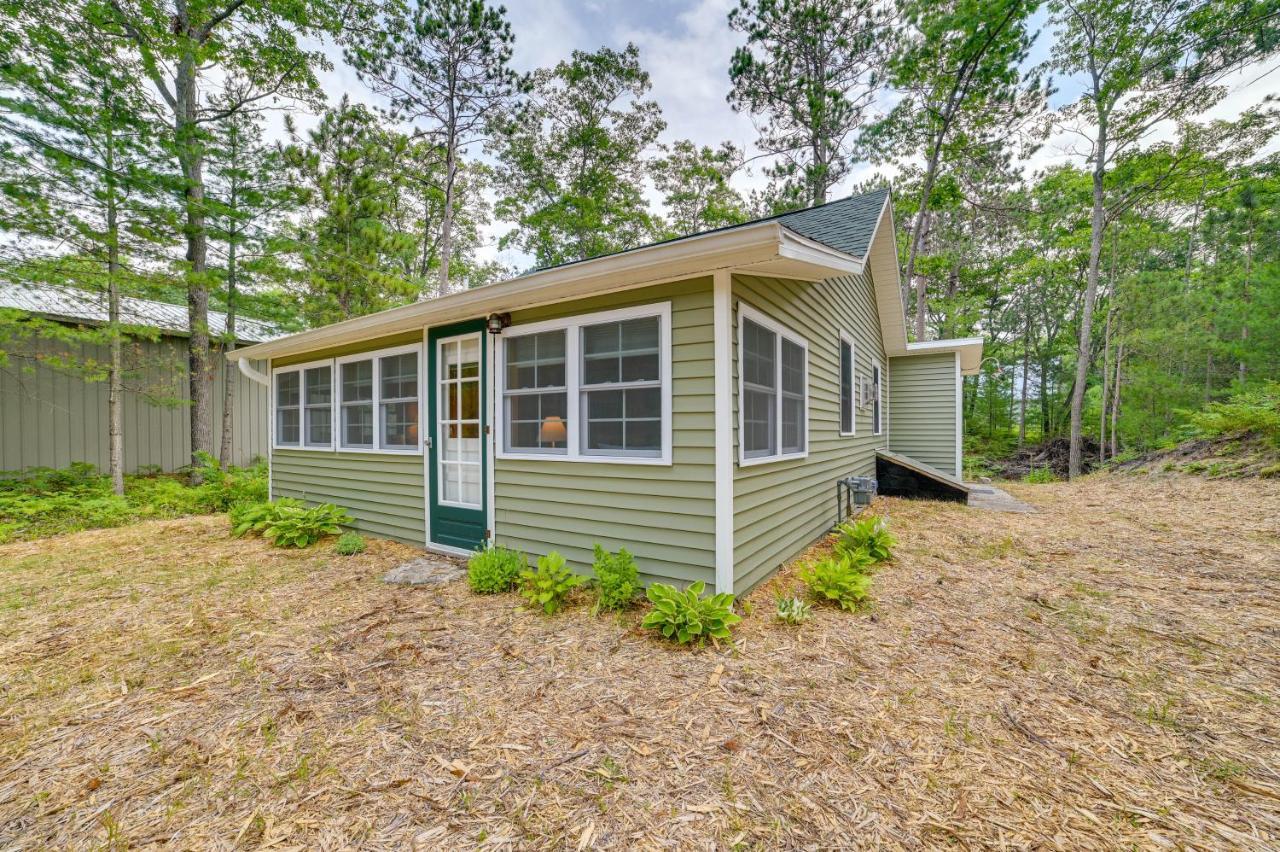 Enchanted Lake Huron Cottage With Beach Access! Rogers City Dış mekan fotoğraf