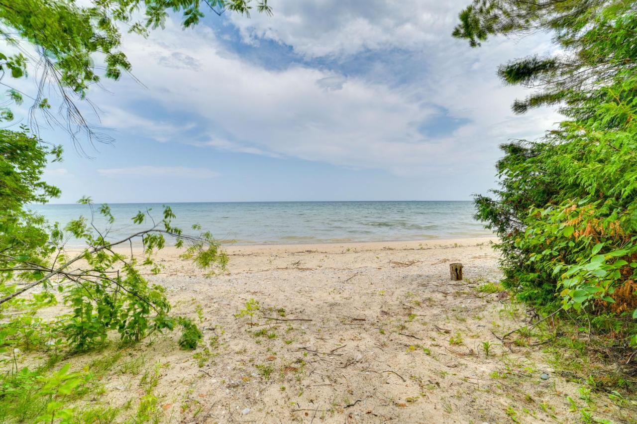 Enchanted Lake Huron Cottage With Beach Access! Rogers City Dış mekan fotoğraf