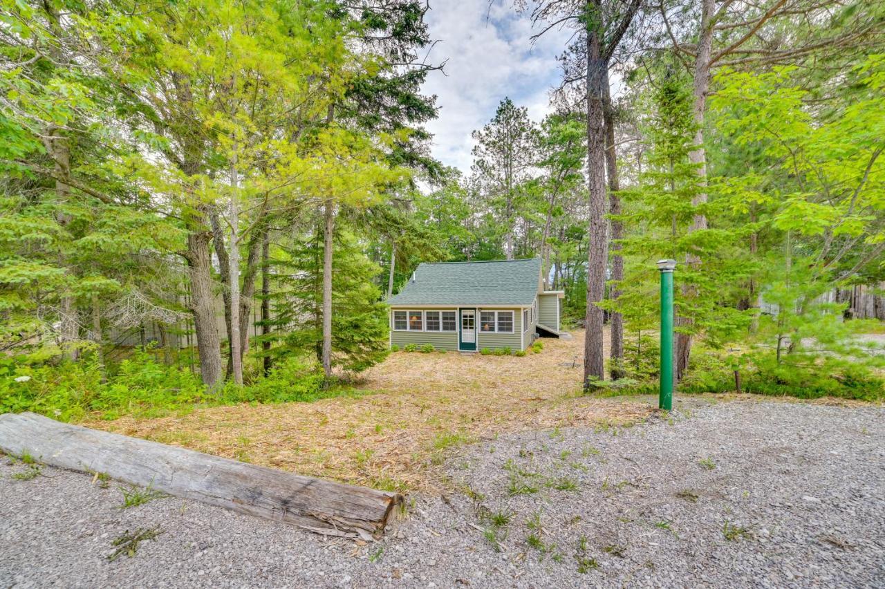 Enchanted Lake Huron Cottage With Beach Access! Rogers City Dış mekan fotoğraf