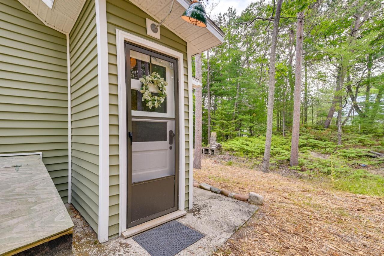 Enchanted Lake Huron Cottage With Beach Access! Rogers City Dış mekan fotoğraf