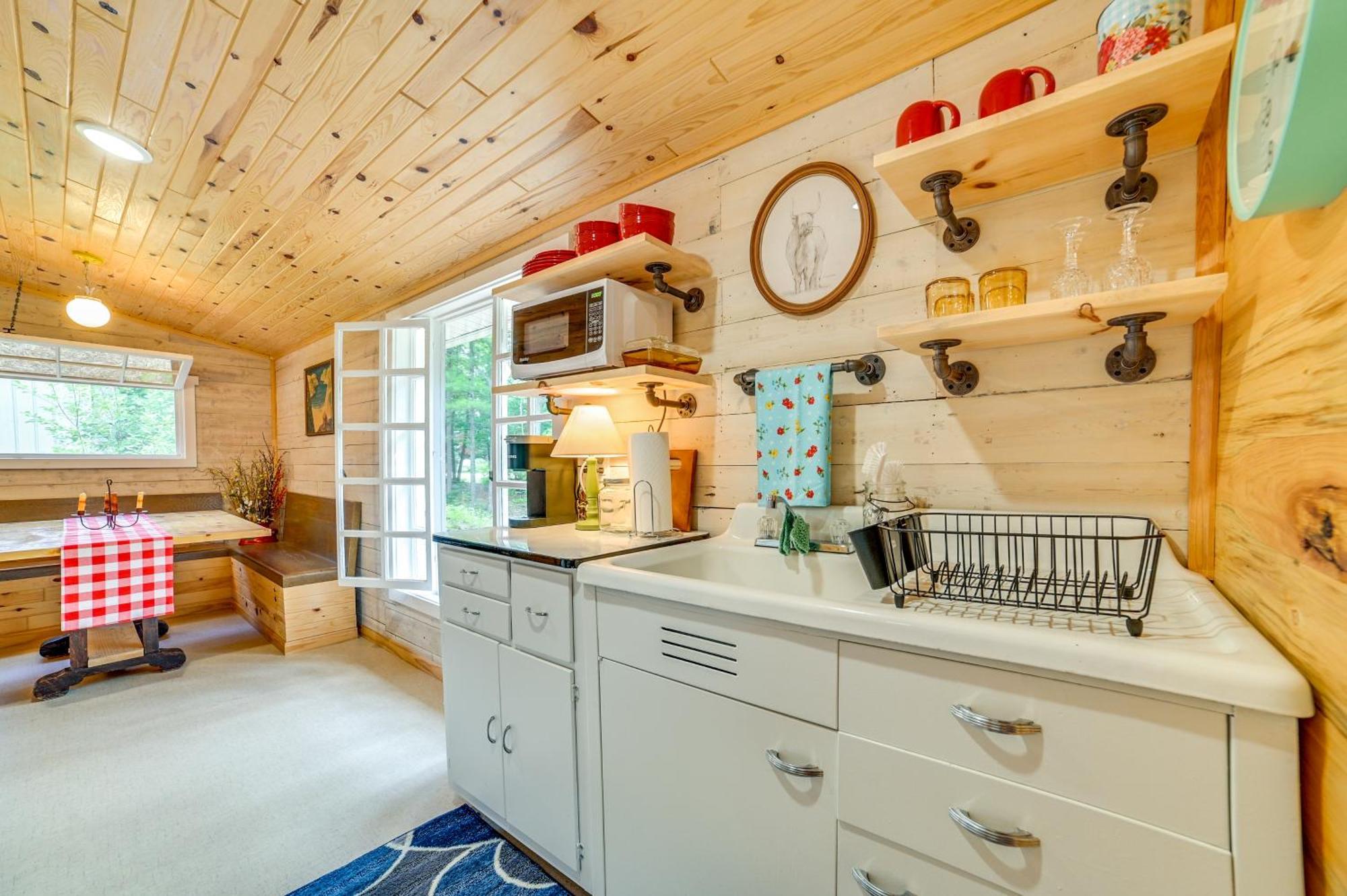 Enchanted Lake Huron Cottage With Beach Access! Rogers City Dış mekan fotoğraf