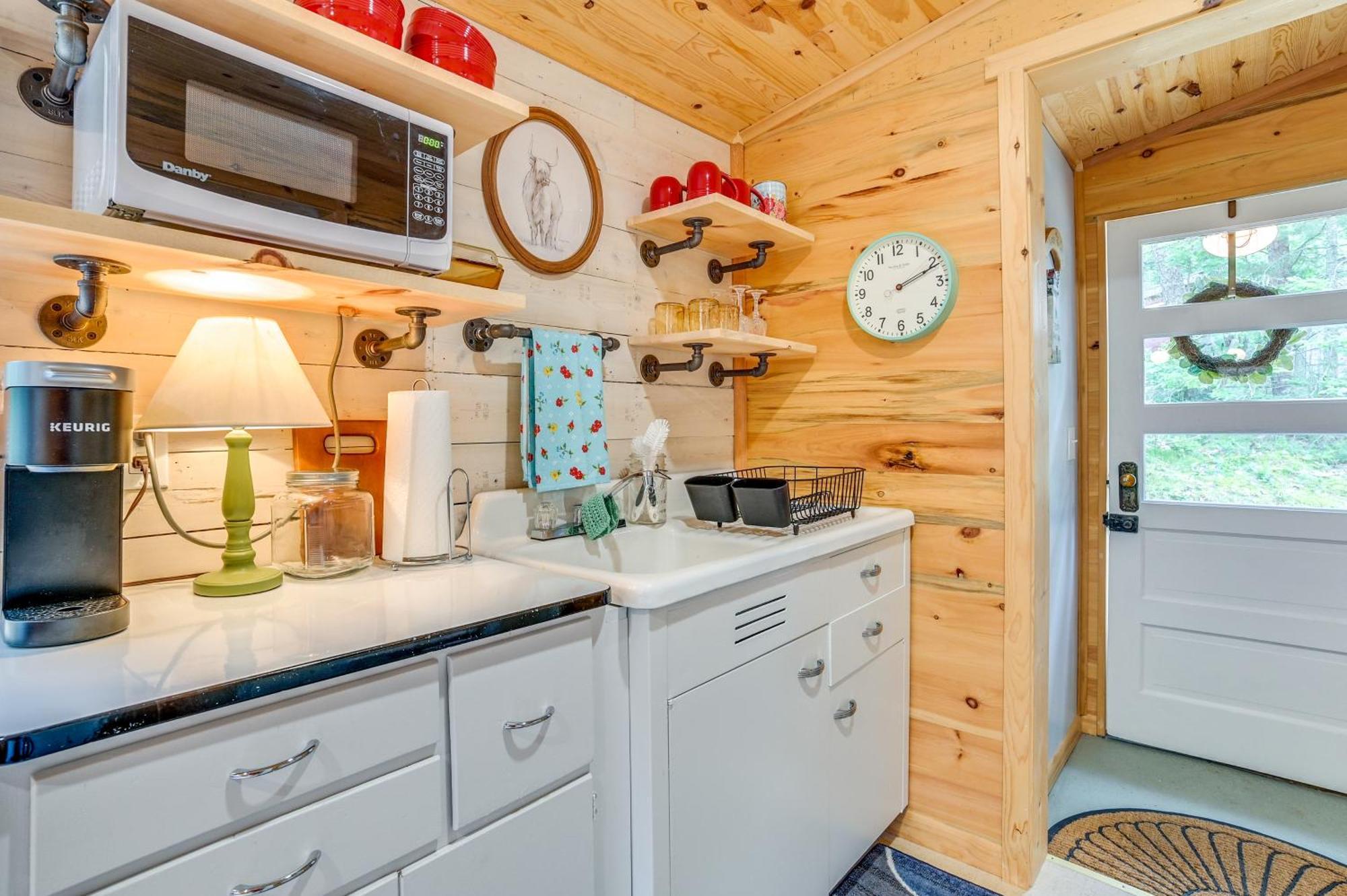 Enchanted Lake Huron Cottage With Beach Access! Rogers City Dış mekan fotoğraf