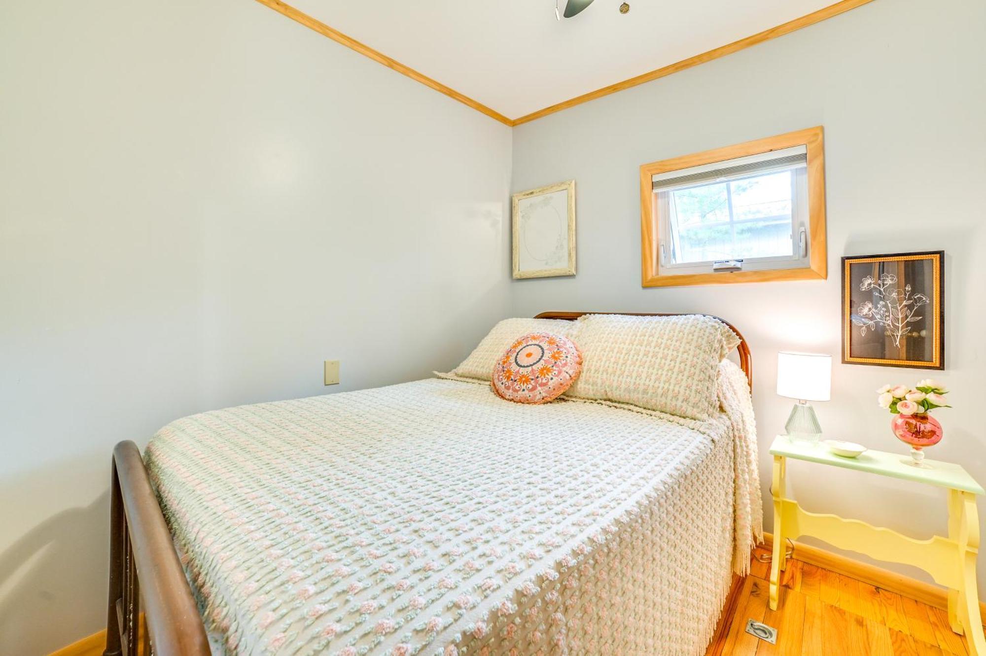 Enchanted Lake Huron Cottage With Beach Access! Rogers City Dış mekan fotoğraf